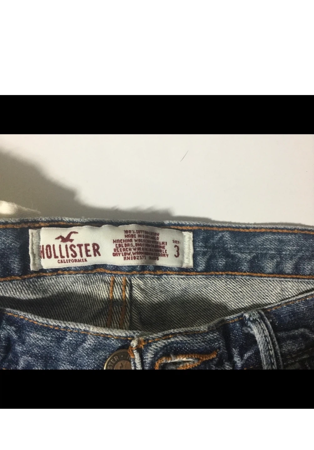 Hollister Distressed jeans shorts - photo 5