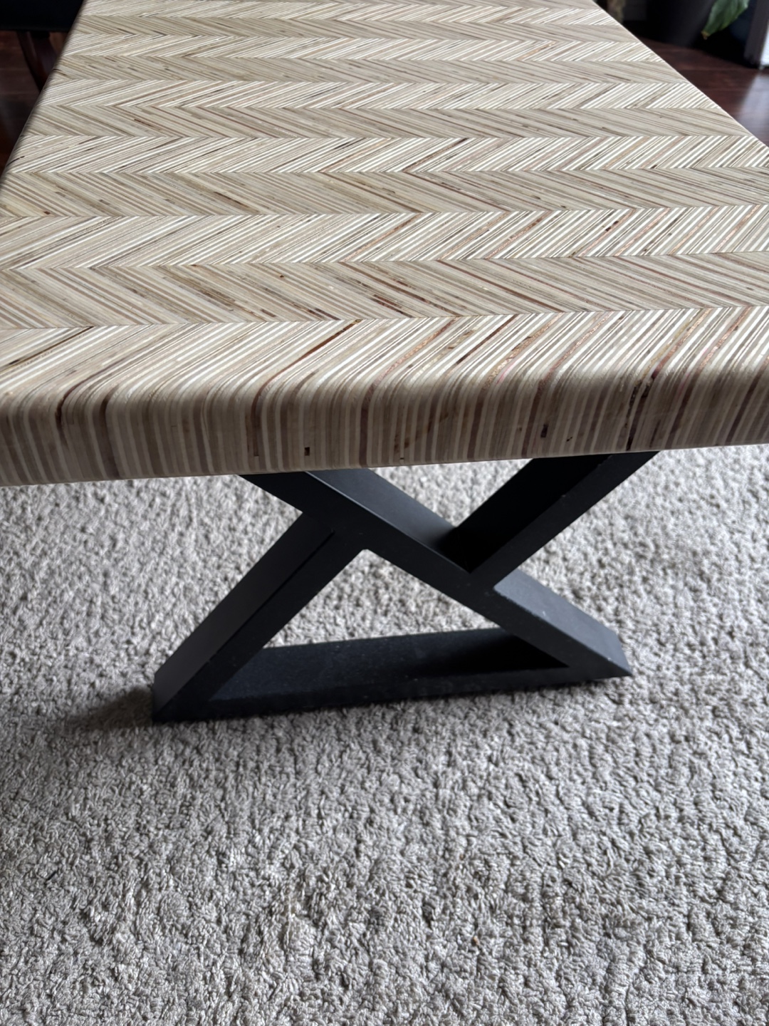 Solid wood coffee/end table - photo 4