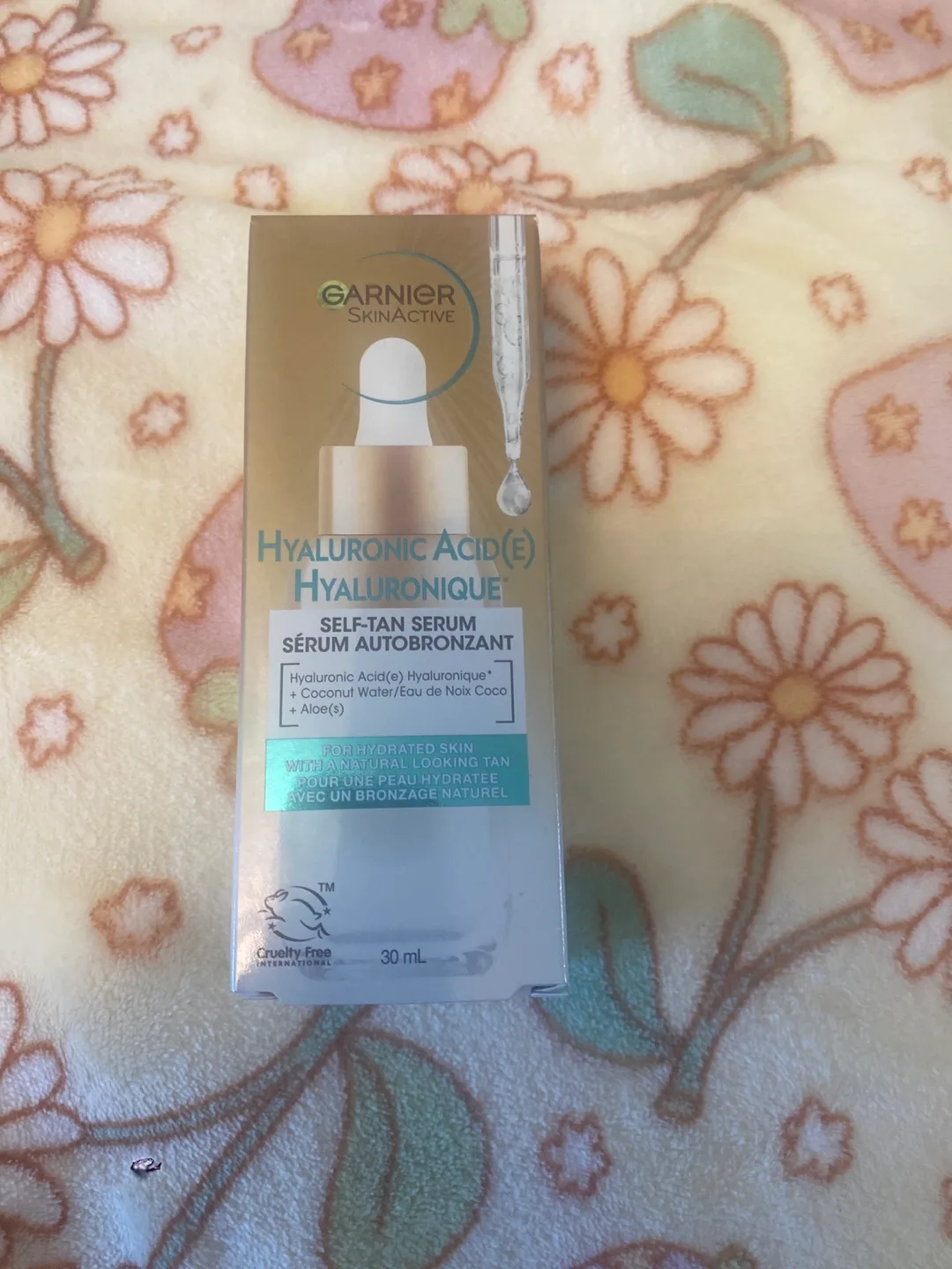 Garnier Hyaluronic Acid Self-Tan Serum thumbnail