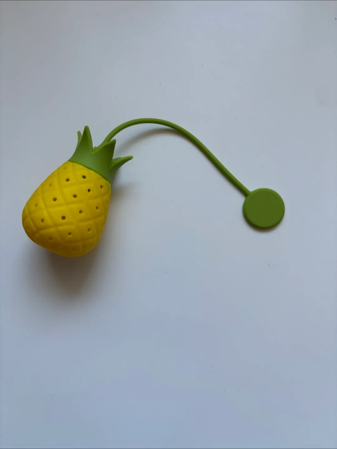 Joie Pineapple Tea Infuser - Like New! thumbnail