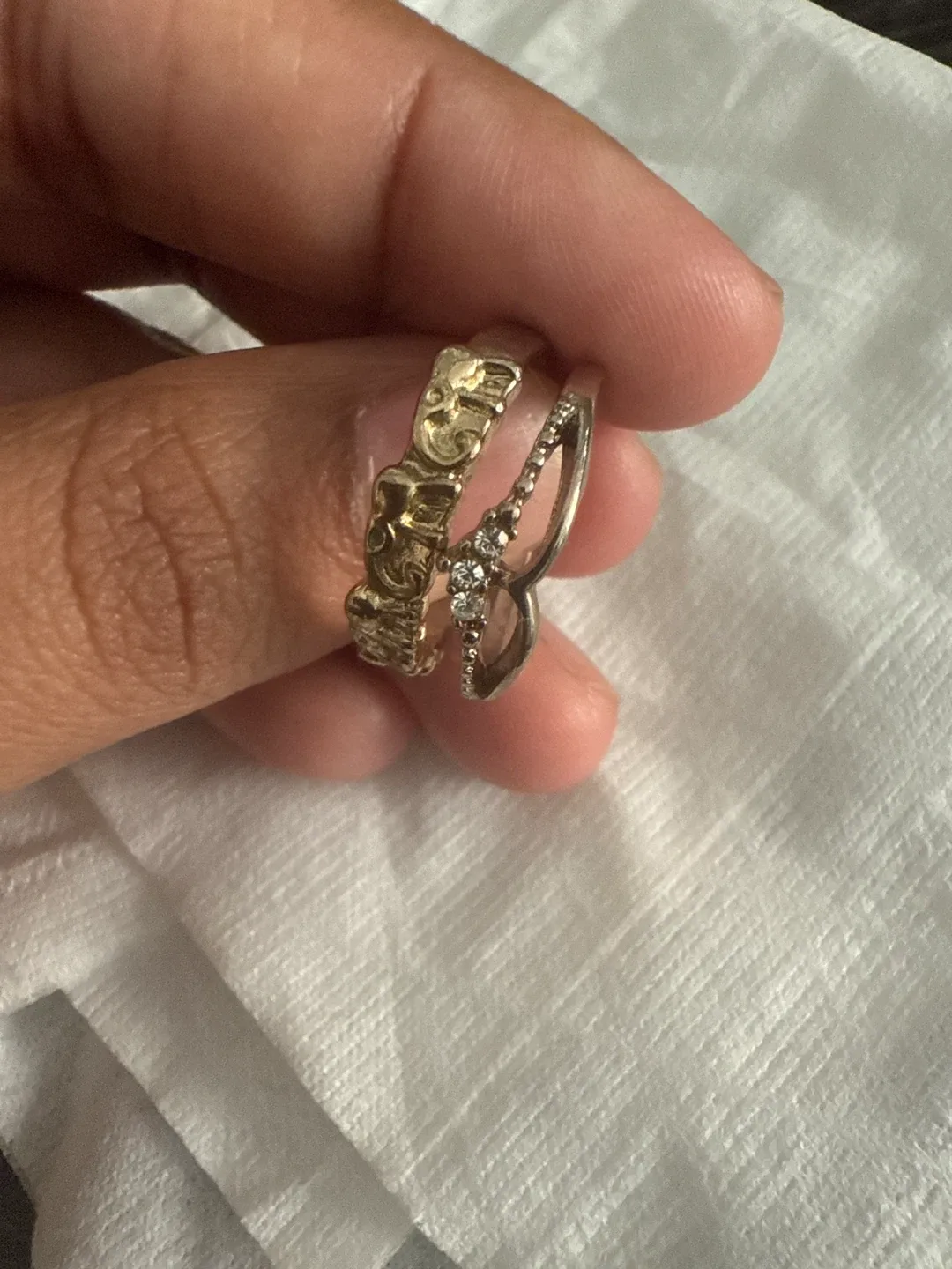 Two Stylish Rings thumbnail
