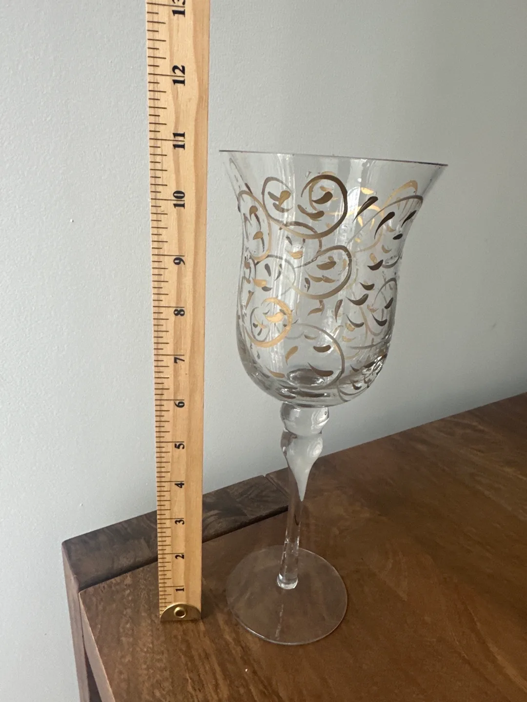 Elegant Glass Vase with Gold Accents image indicator(3)