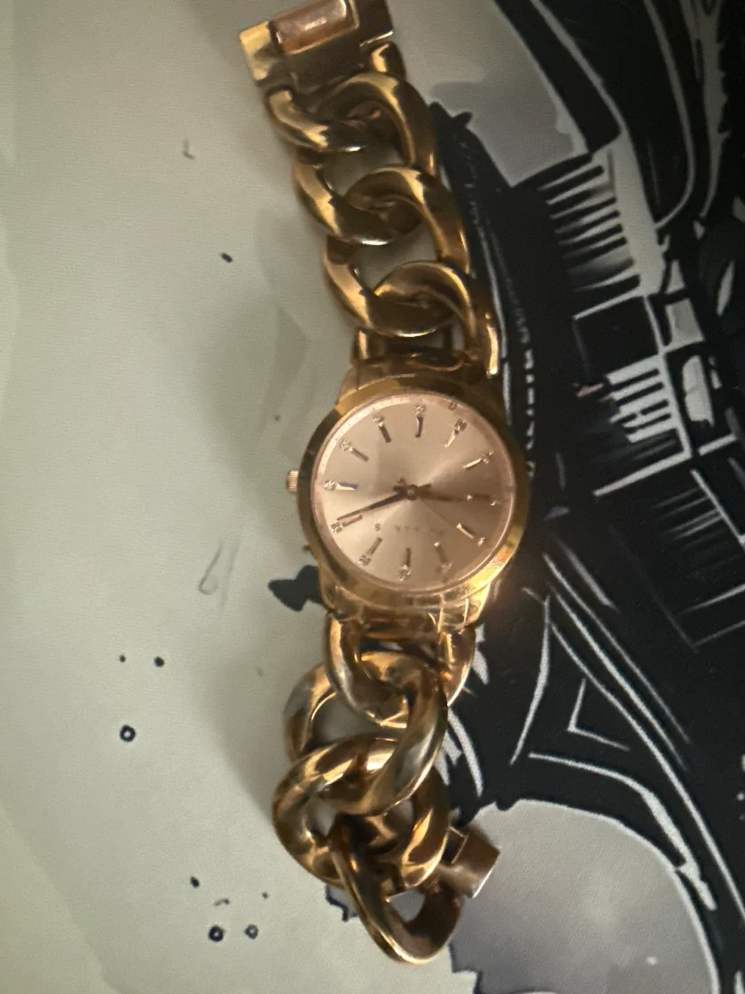 Michael Kors Gold Chain Watch thumbnail