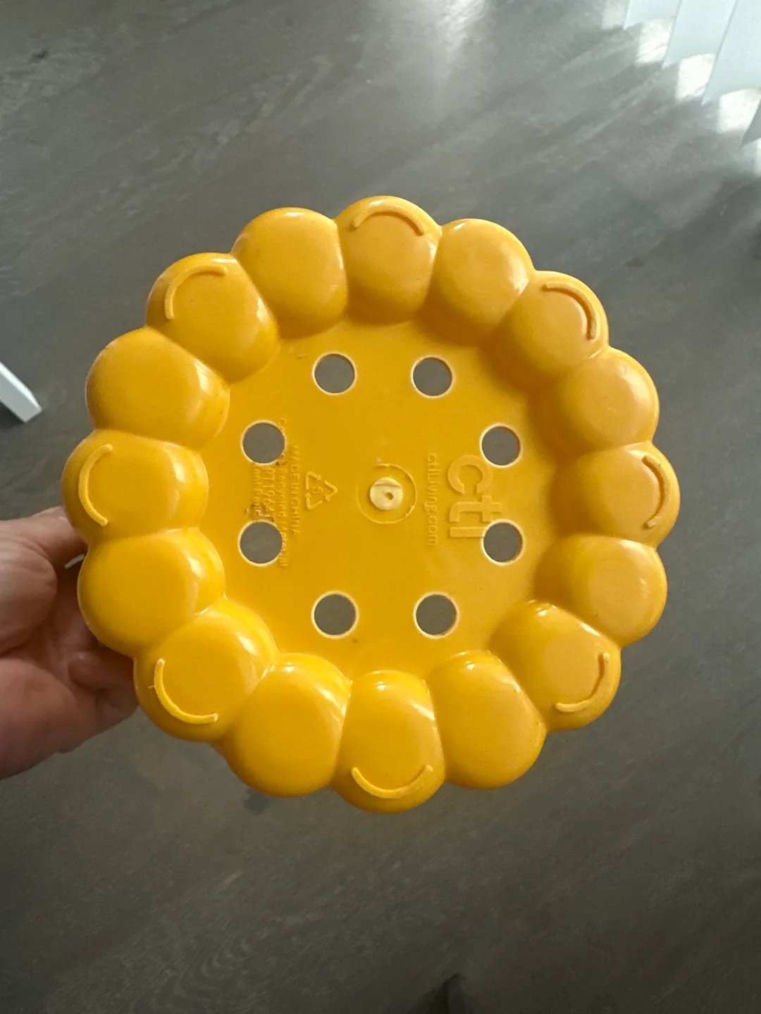 Lot of 3 6” plant planters (1 yellow, 2 purple) image indicator(3)