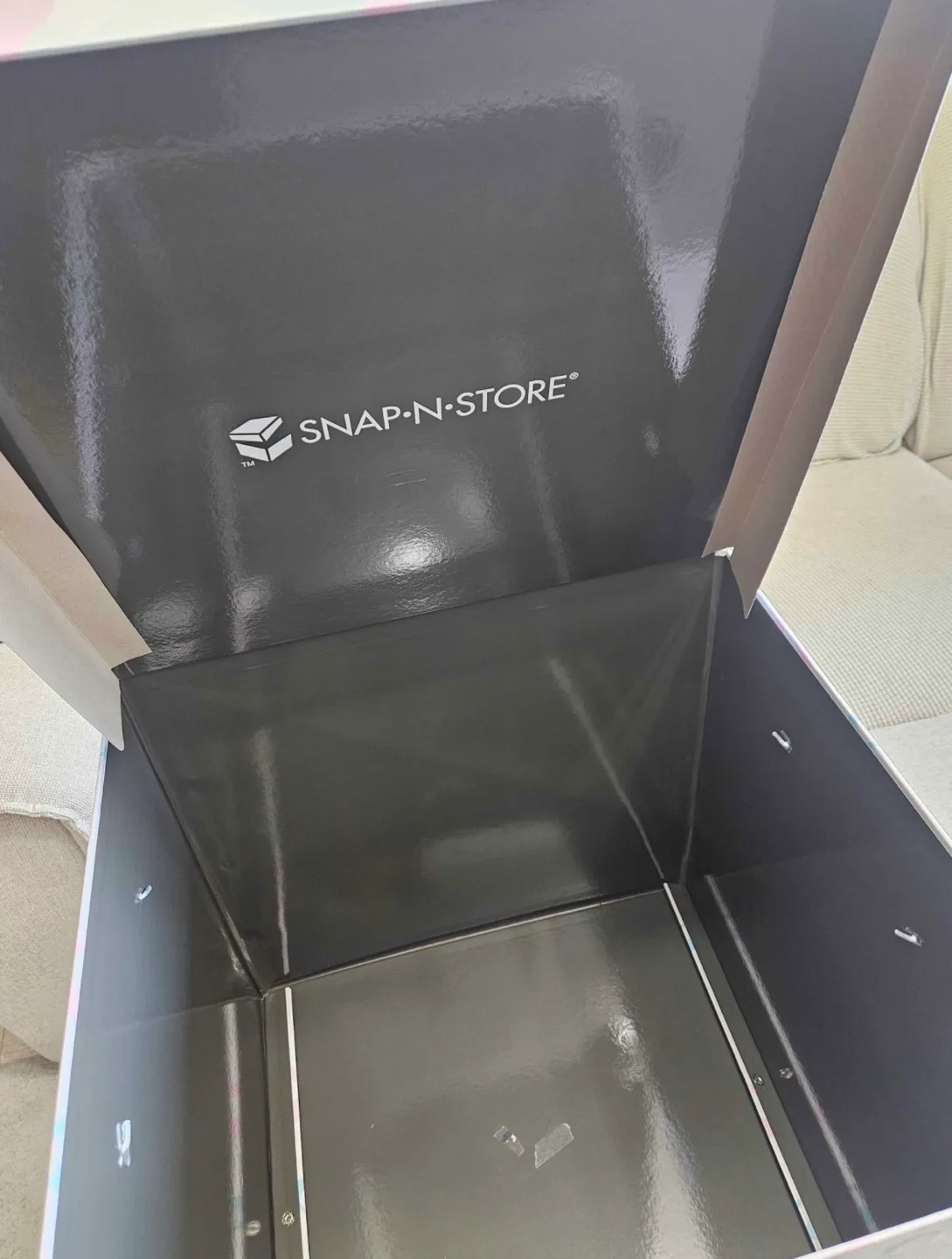 Gender Reveal Box image indicator(2)