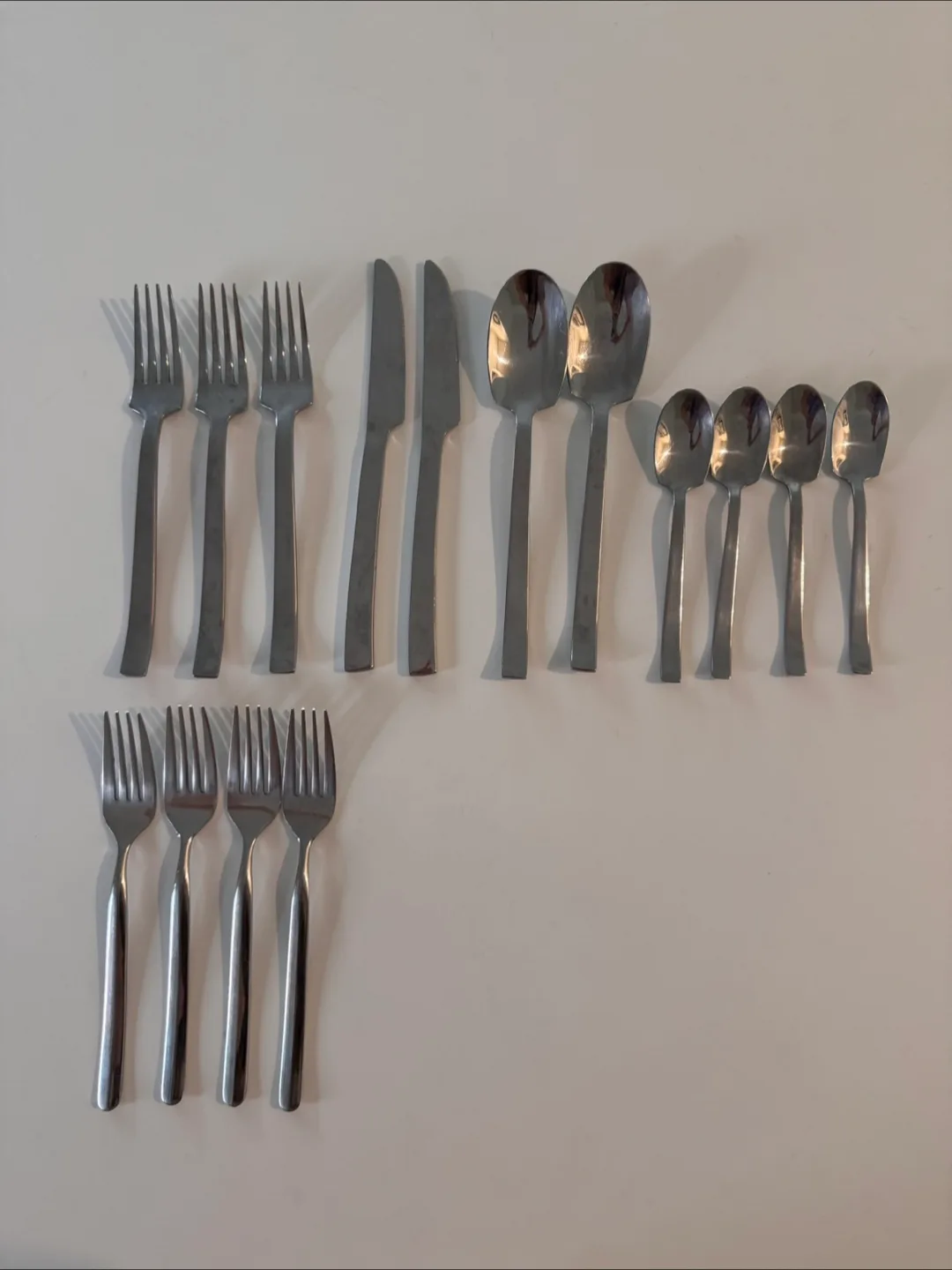 Stainless Steel Flatware Set thumbnail
