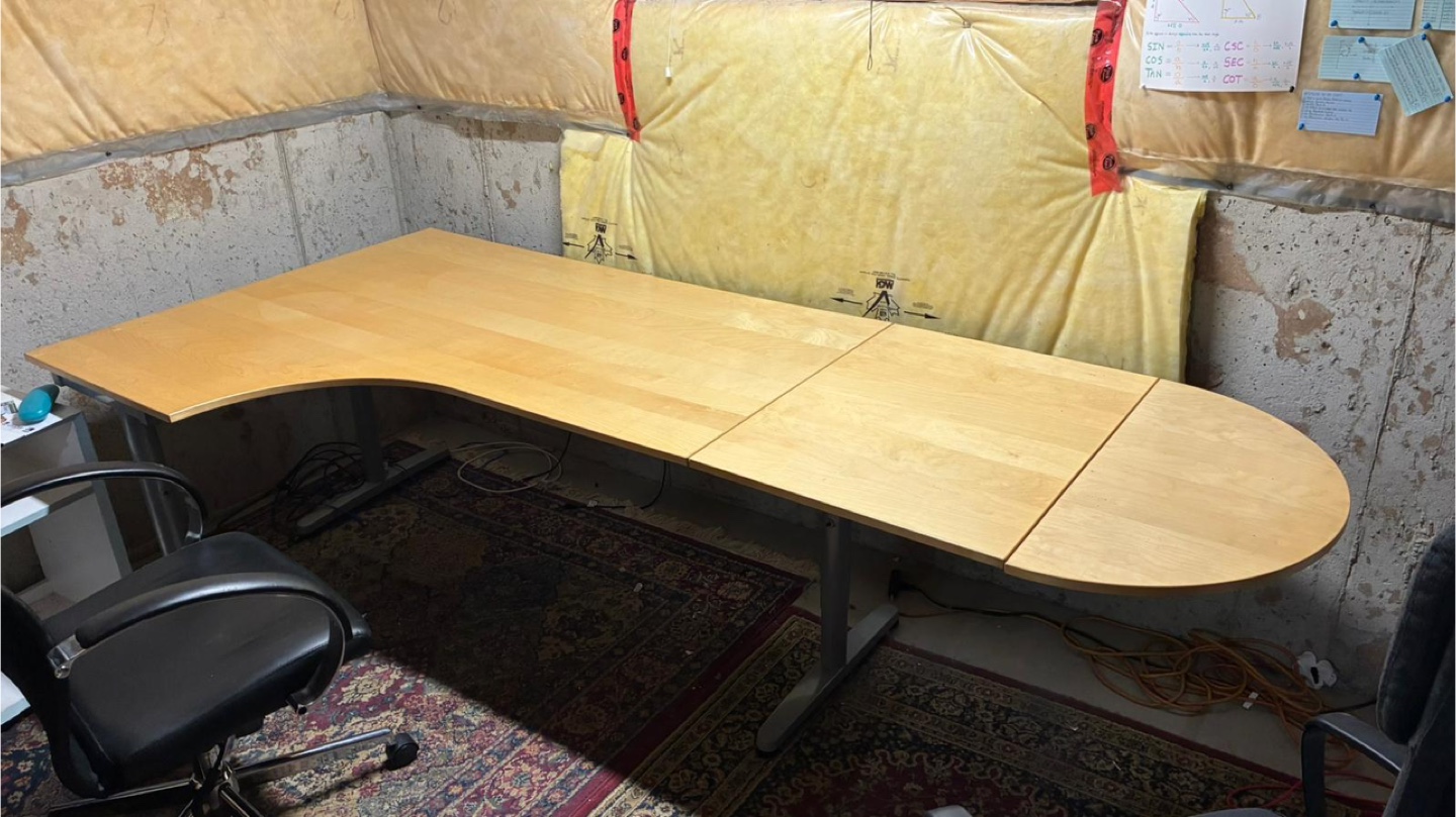 Wooden L-Shaped Desk - photo 2