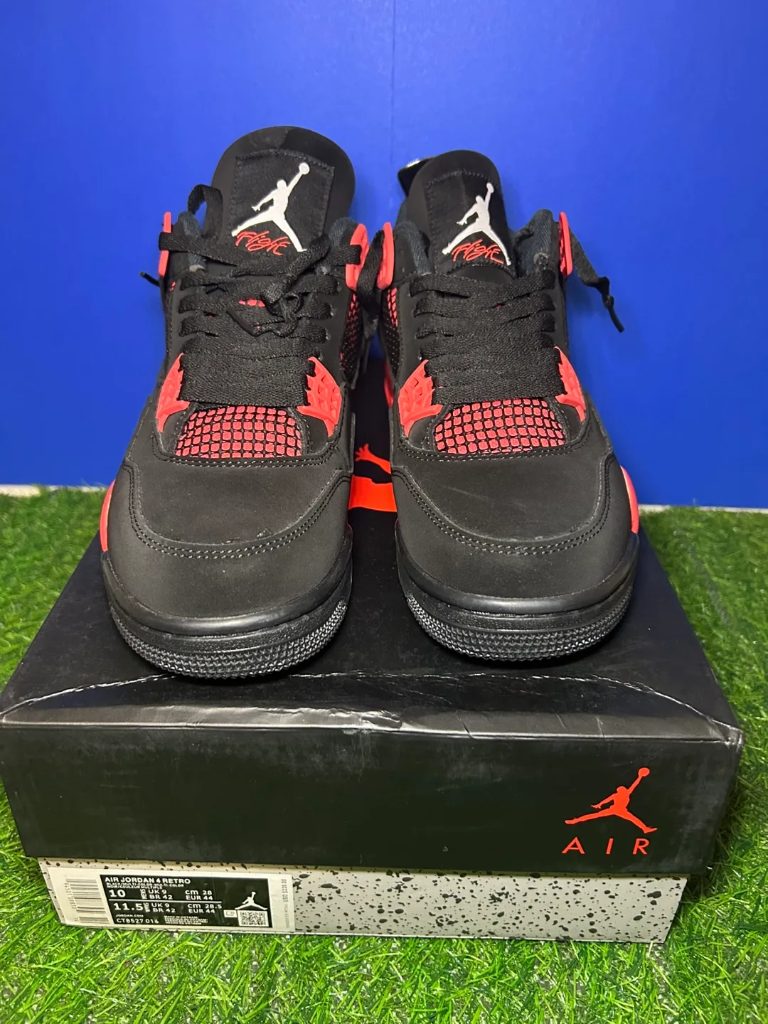Air Jordan 4 Retro Black/Red Size 10 image indicator(2)
