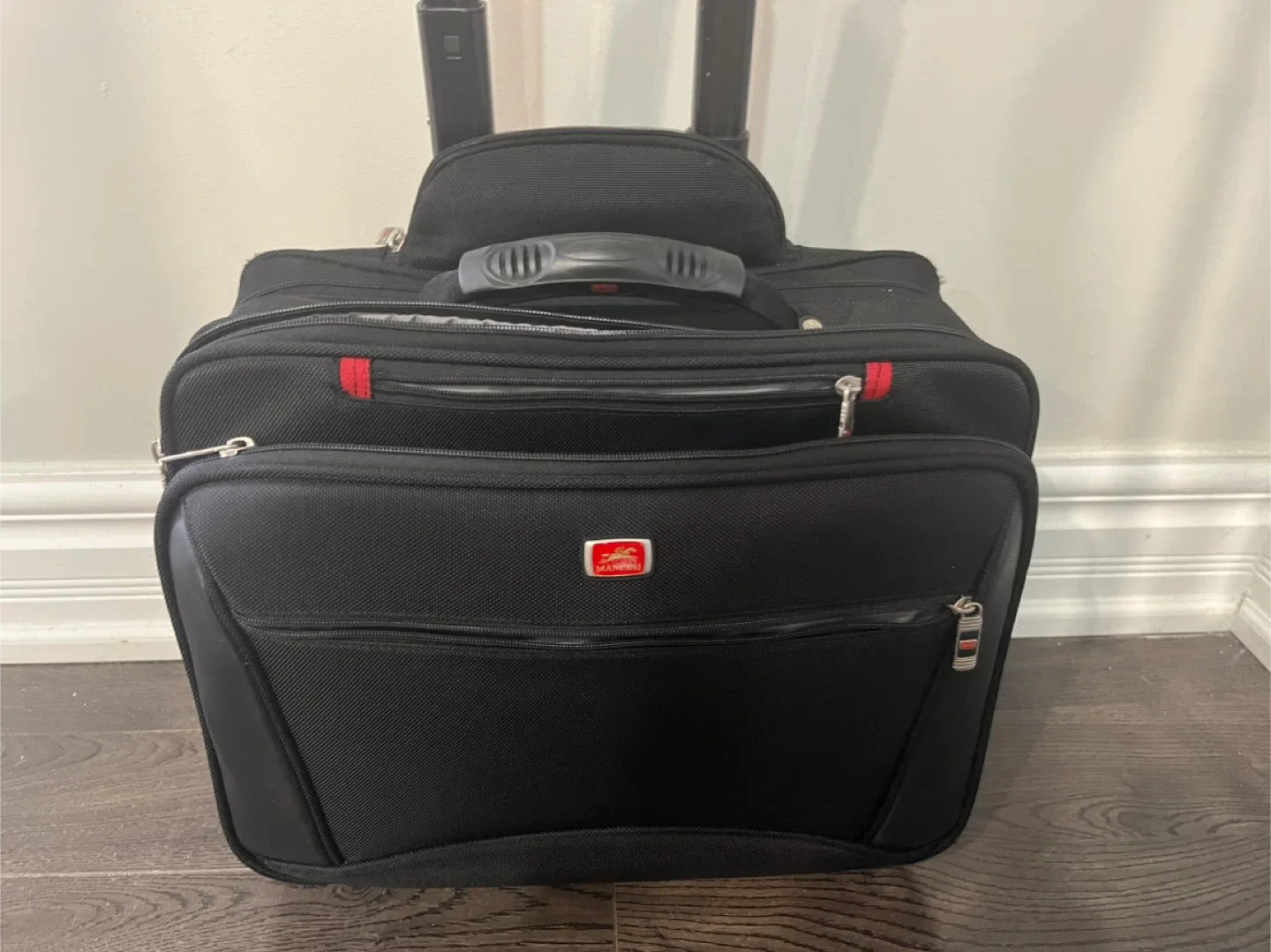 Mancini Wheeled Laptop and Travel Bag image indicator(4)