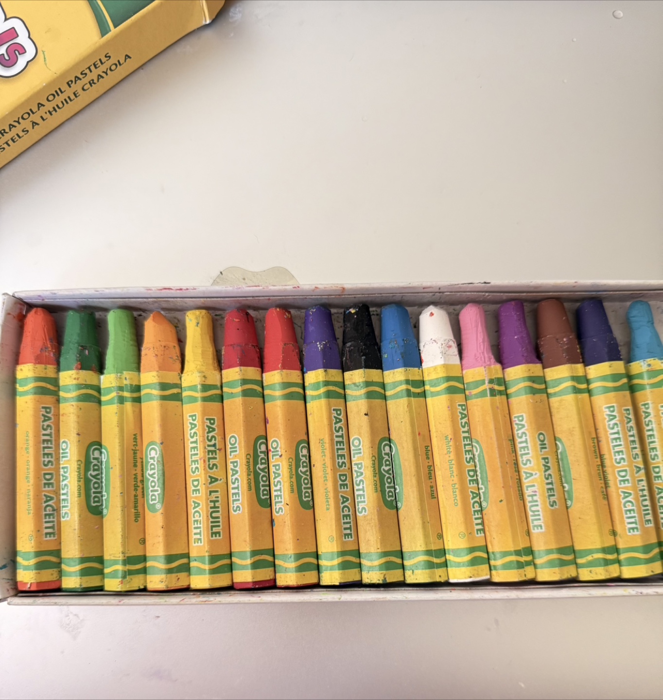 Studio Series Watercolor Crayon Set + Crayola Oil Pastels - photo 2