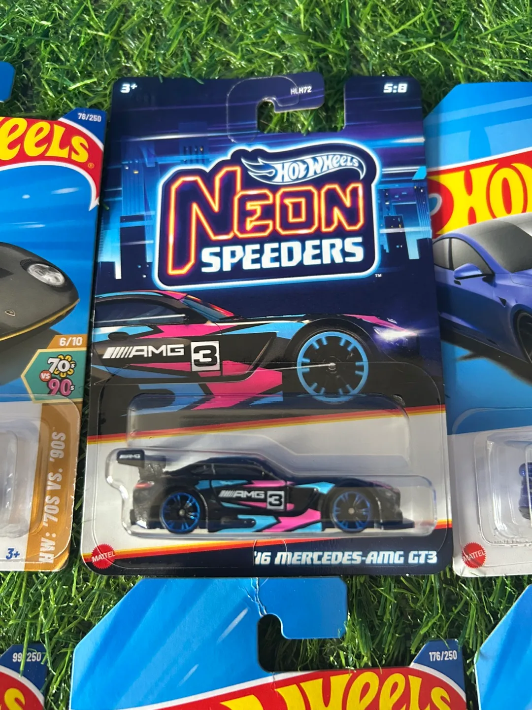 Hot Wheels Neon Speeders '16 Mercedes-AMG GT3 thumbnail