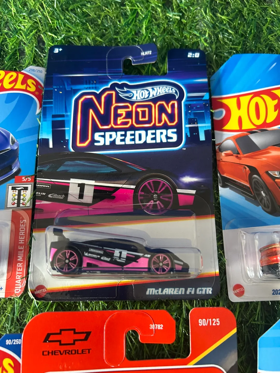 Hot Wheels Neon Speeders McLaren F1 GTR thumbnail