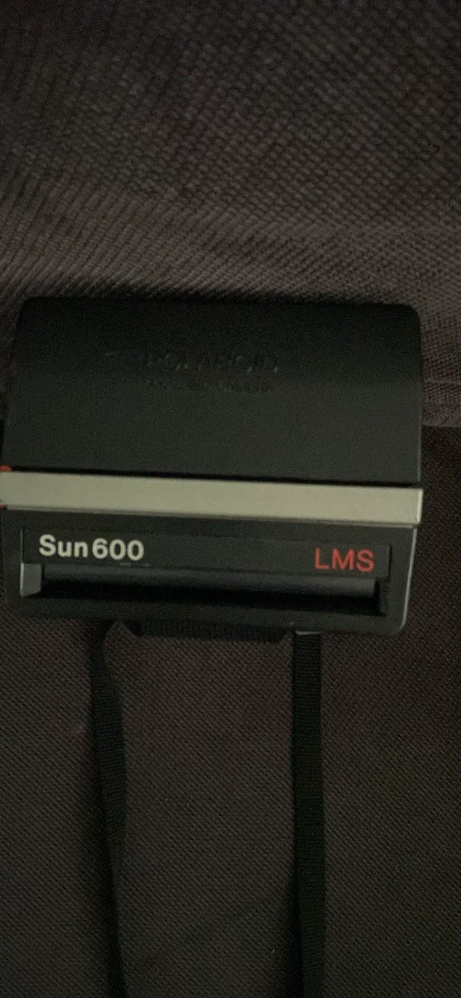 Polaroid Sun 600 LMS Instant Camera thumbnail
