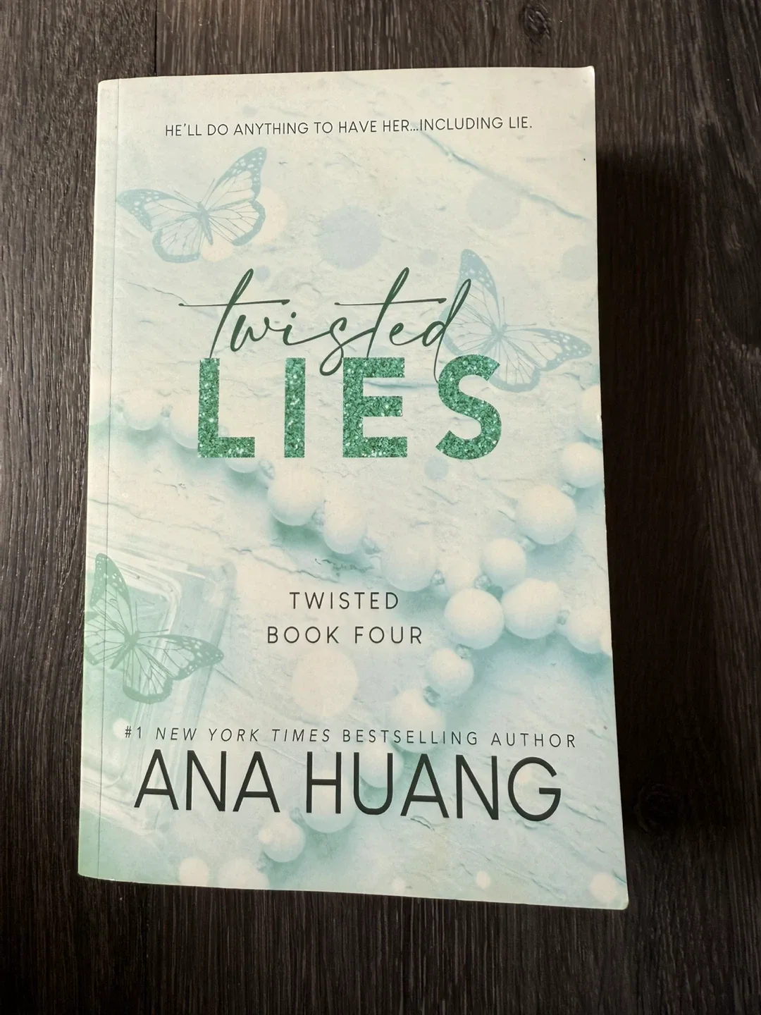 Twisted Lies – by Ana Huang thumbnail