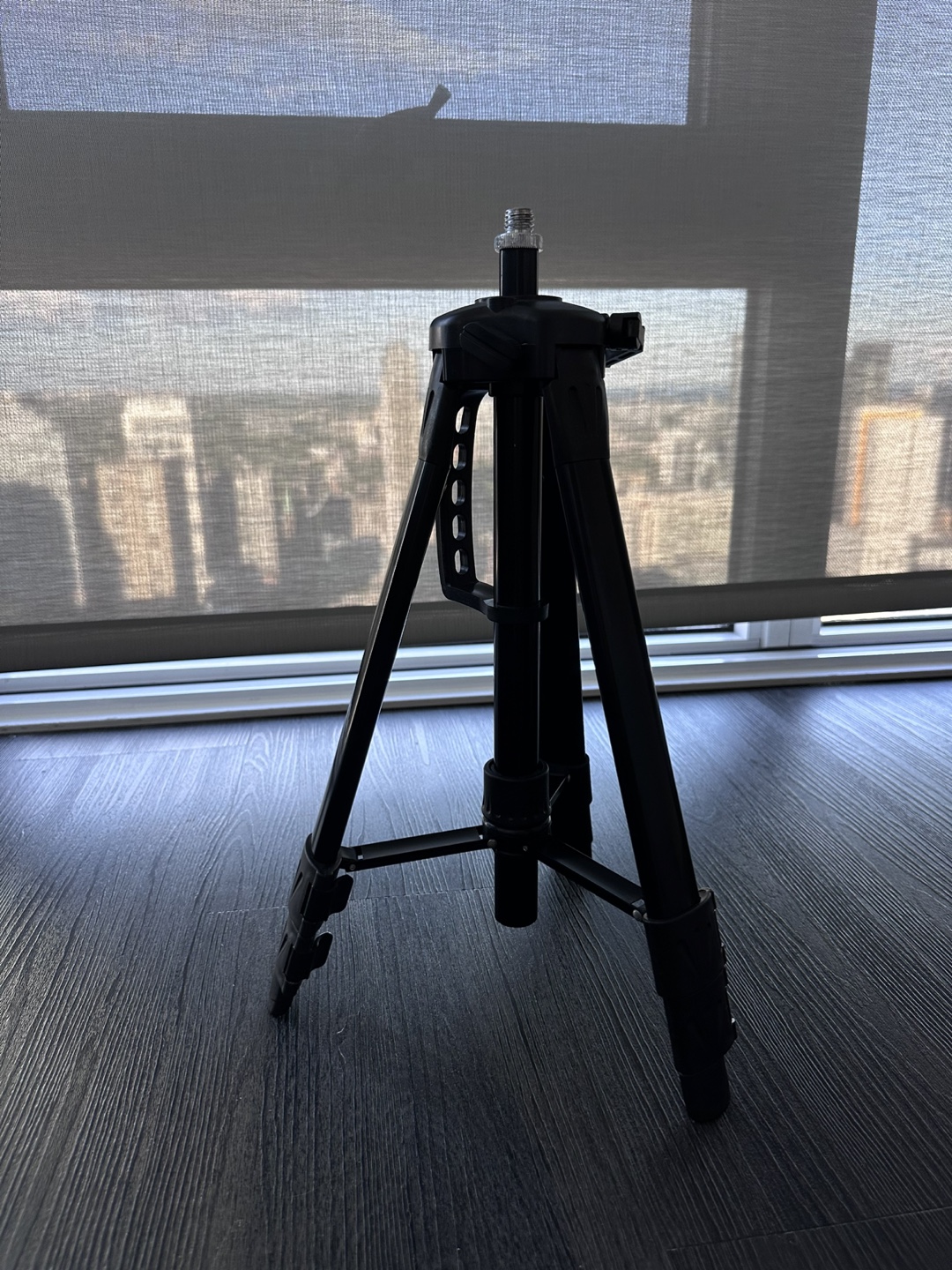 VANKYO WT50 Adjustable Tripod Projector Stand - photo 3