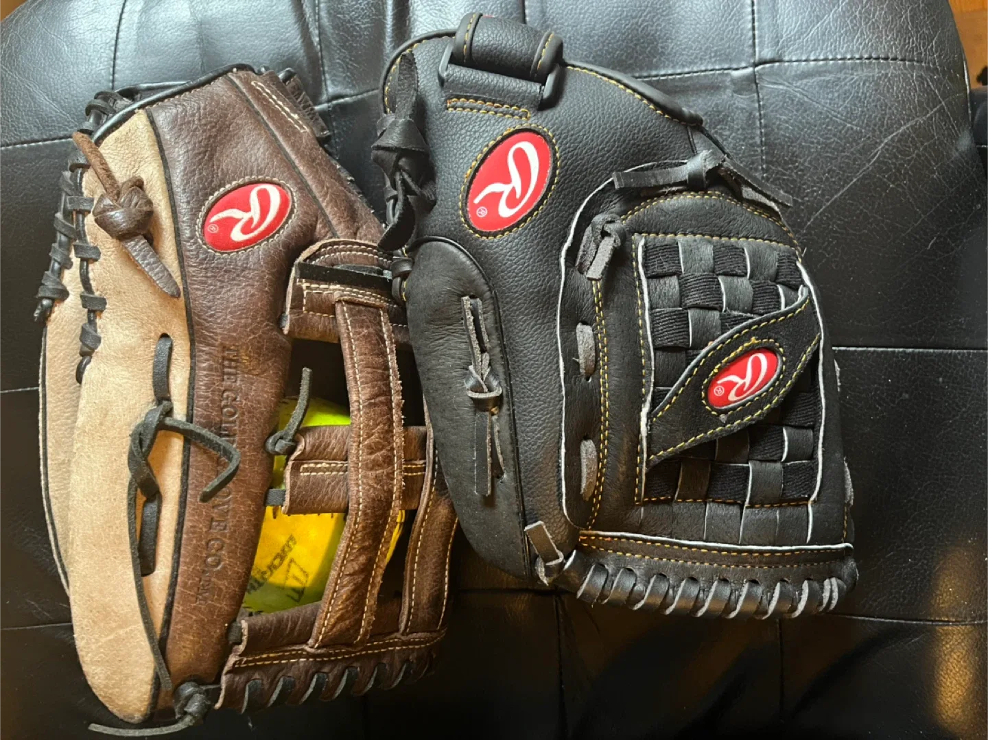 Rawlings Baseball Gloves thumbnail