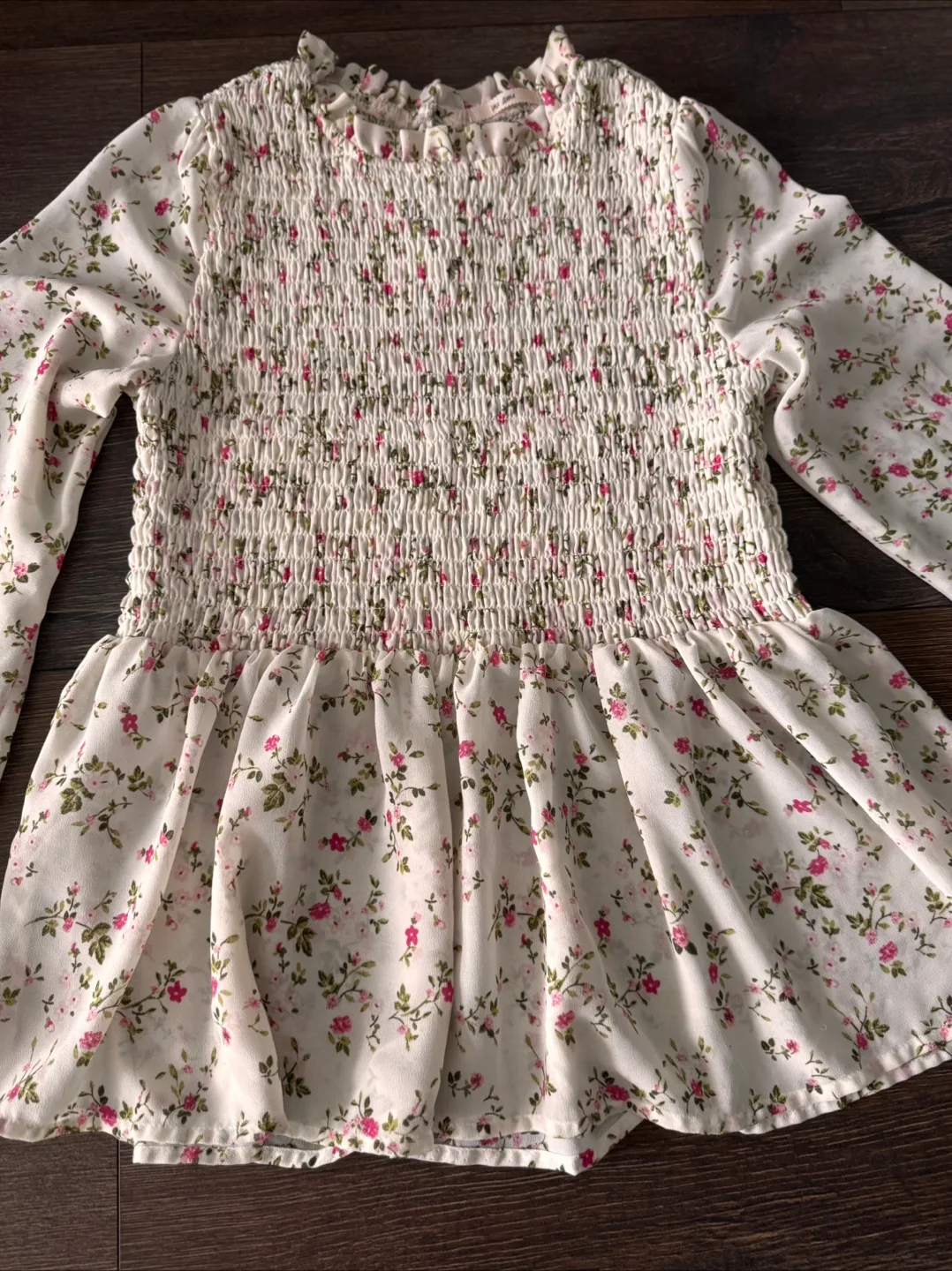 Floral Smocked Blouse image indicator(2)