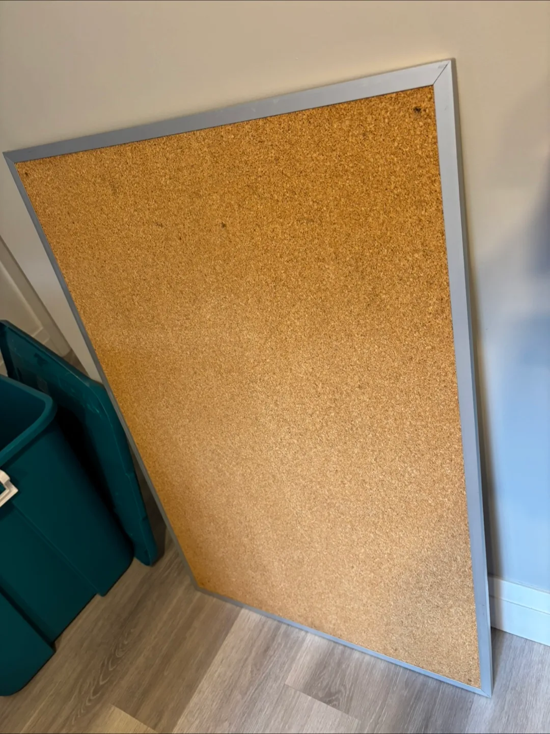 Cork Board with metal Frame image indicator(3)
