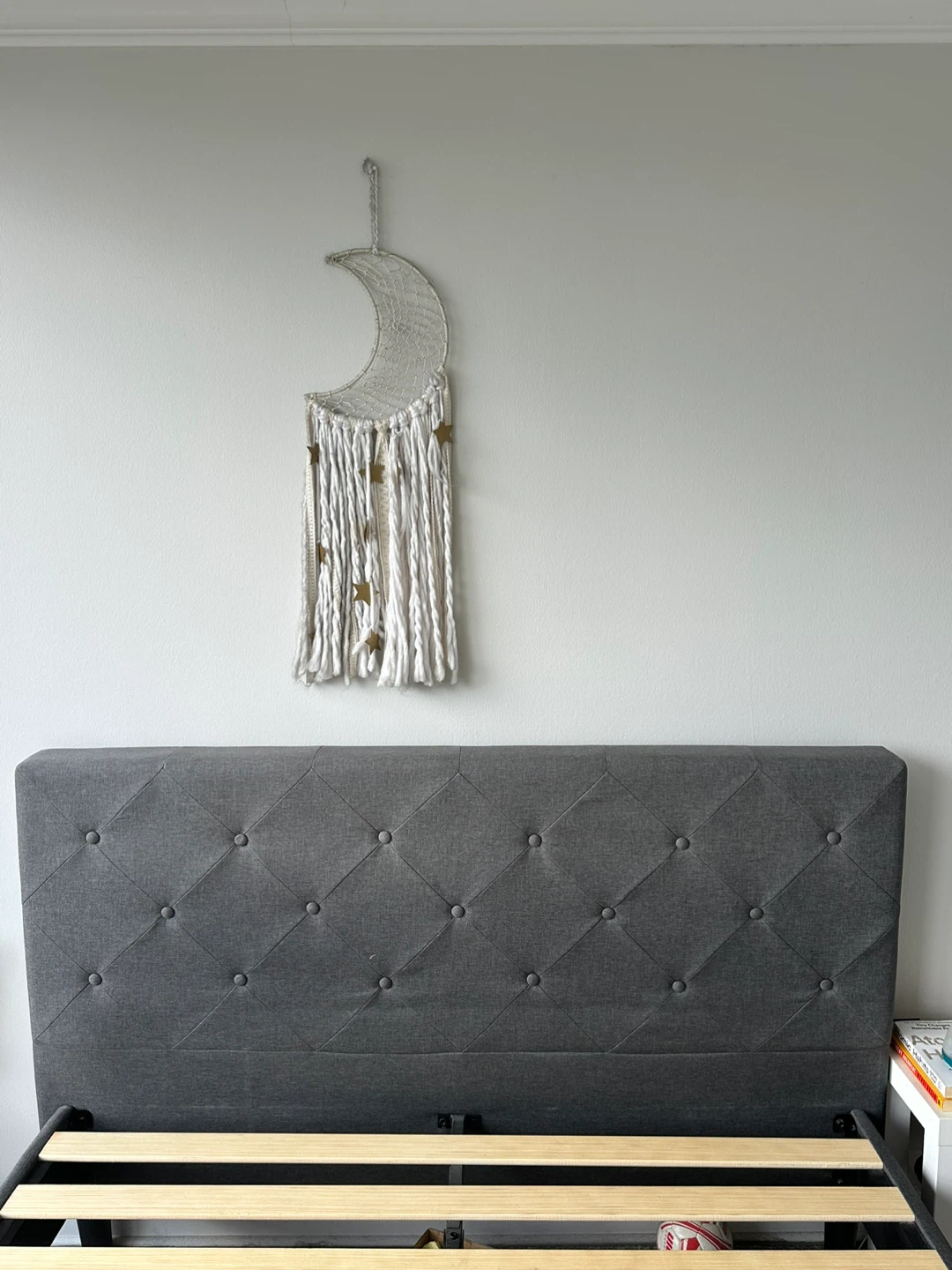 Queen size Upholstered Bed Frame - photo 4