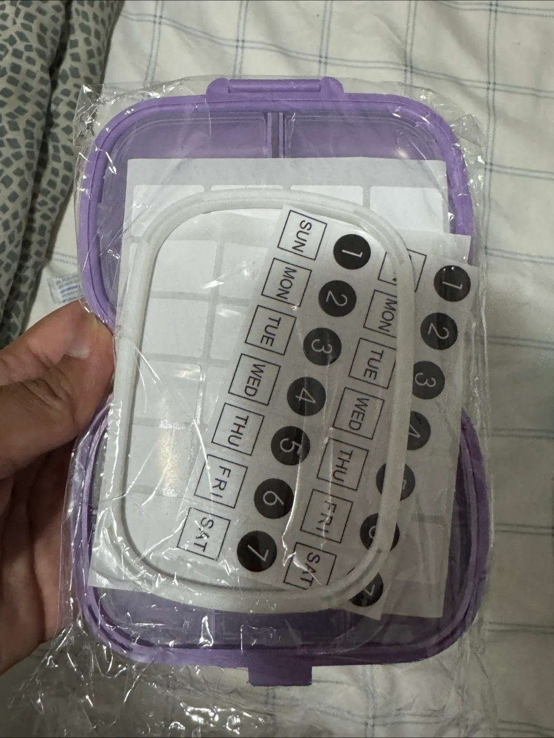 Holii Pill Box Organizer - Purple image indicator(3)
