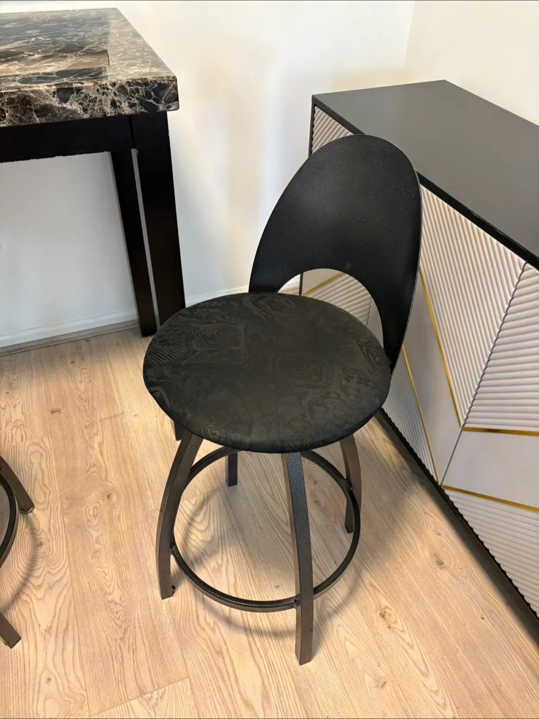 Black Swivel Bar Stool x3