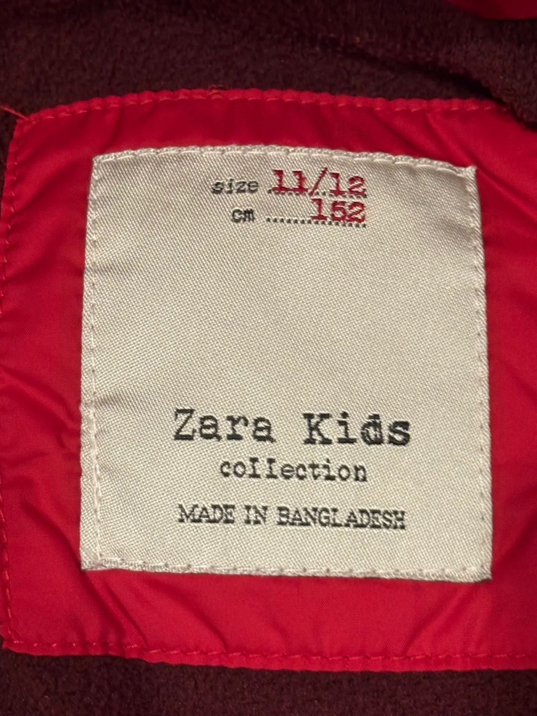 Zara Kids Red Puffer Jacket Size 11/12 image indicator(5)