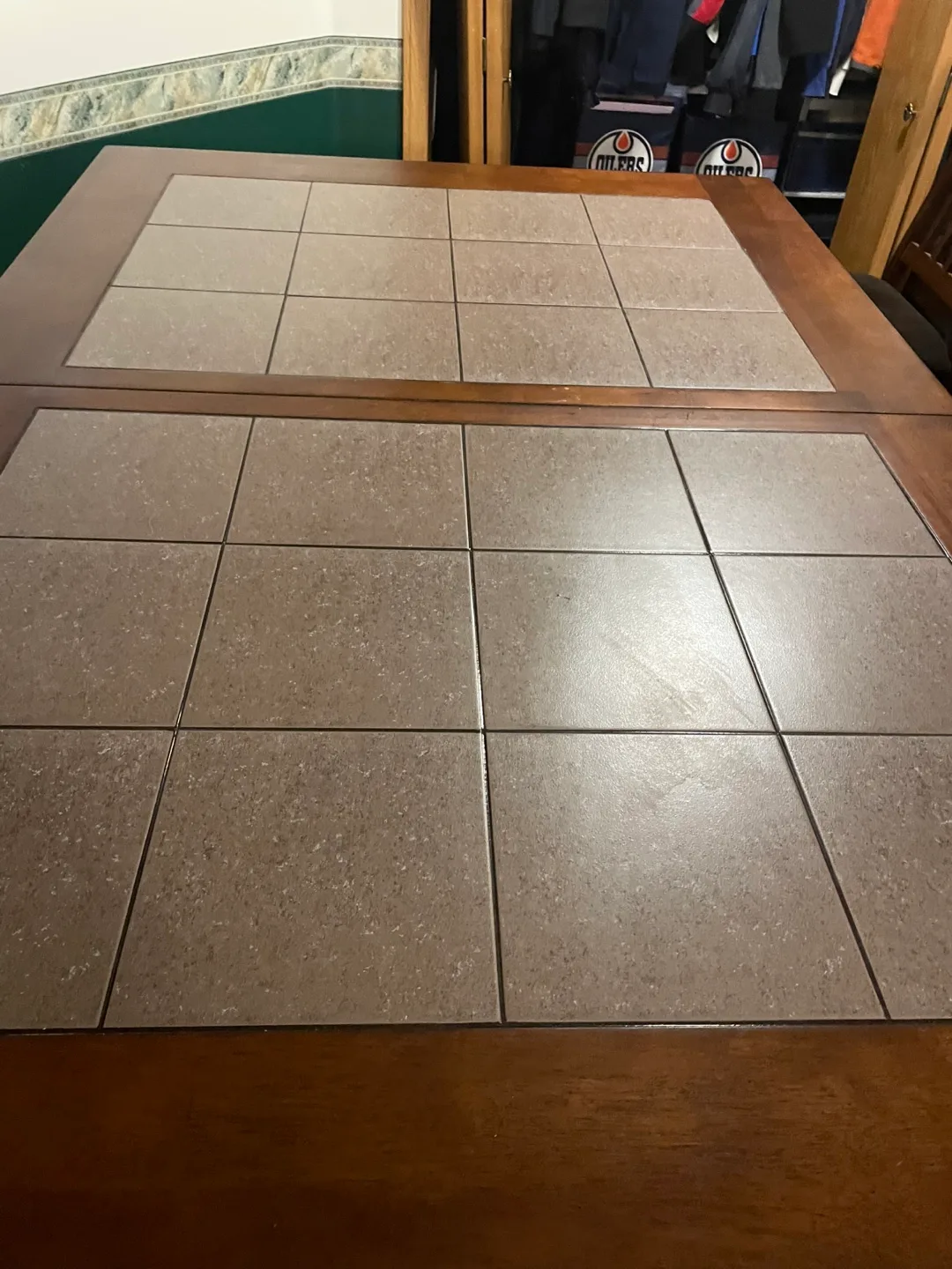 Extendable Dining Table with Chairs image indicator(2)