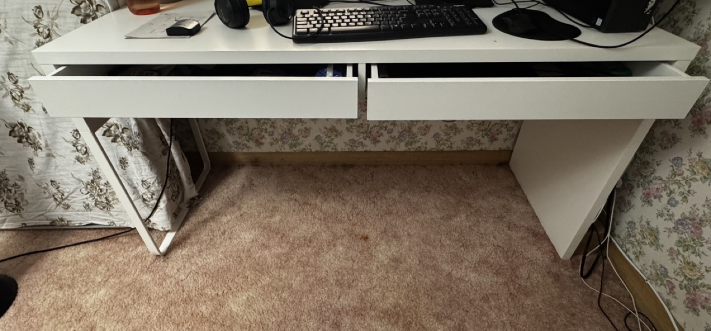 White office Desk with Drawers