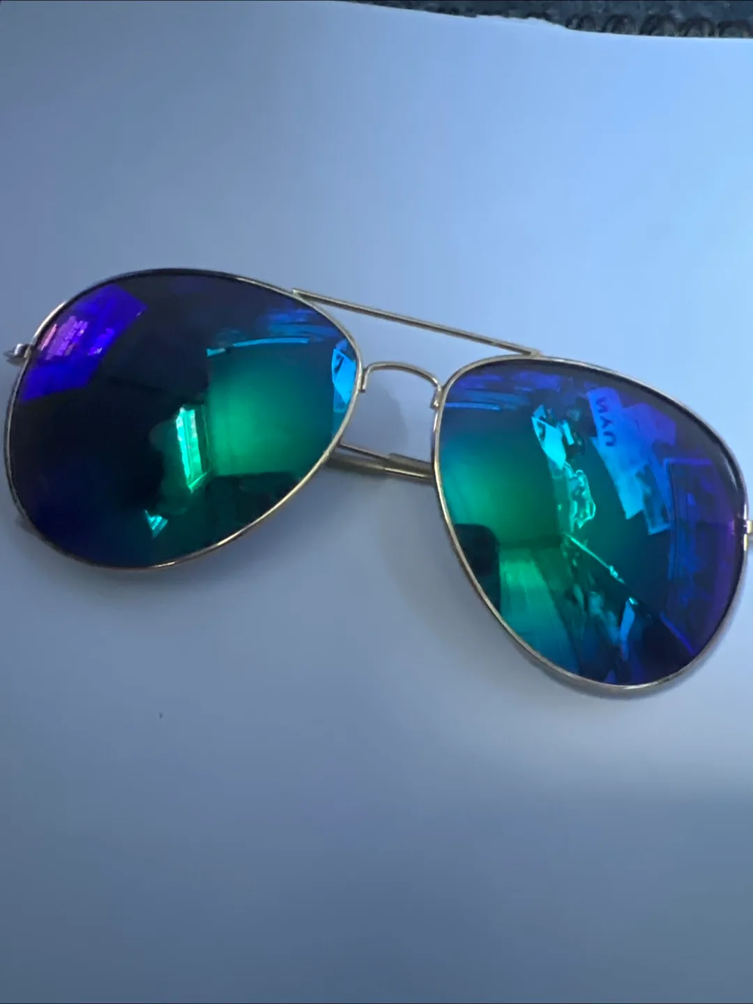 Aviator Sunglasses thumbnail