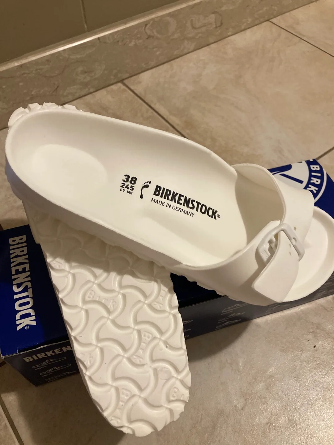 Birkenstock Madrid EVA White Sandals - Size 7 image indicator(2)