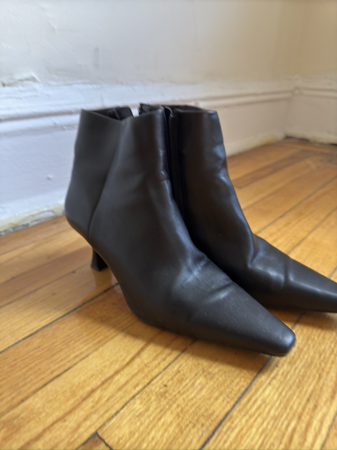 Black Pointed Toe Heeled Booties