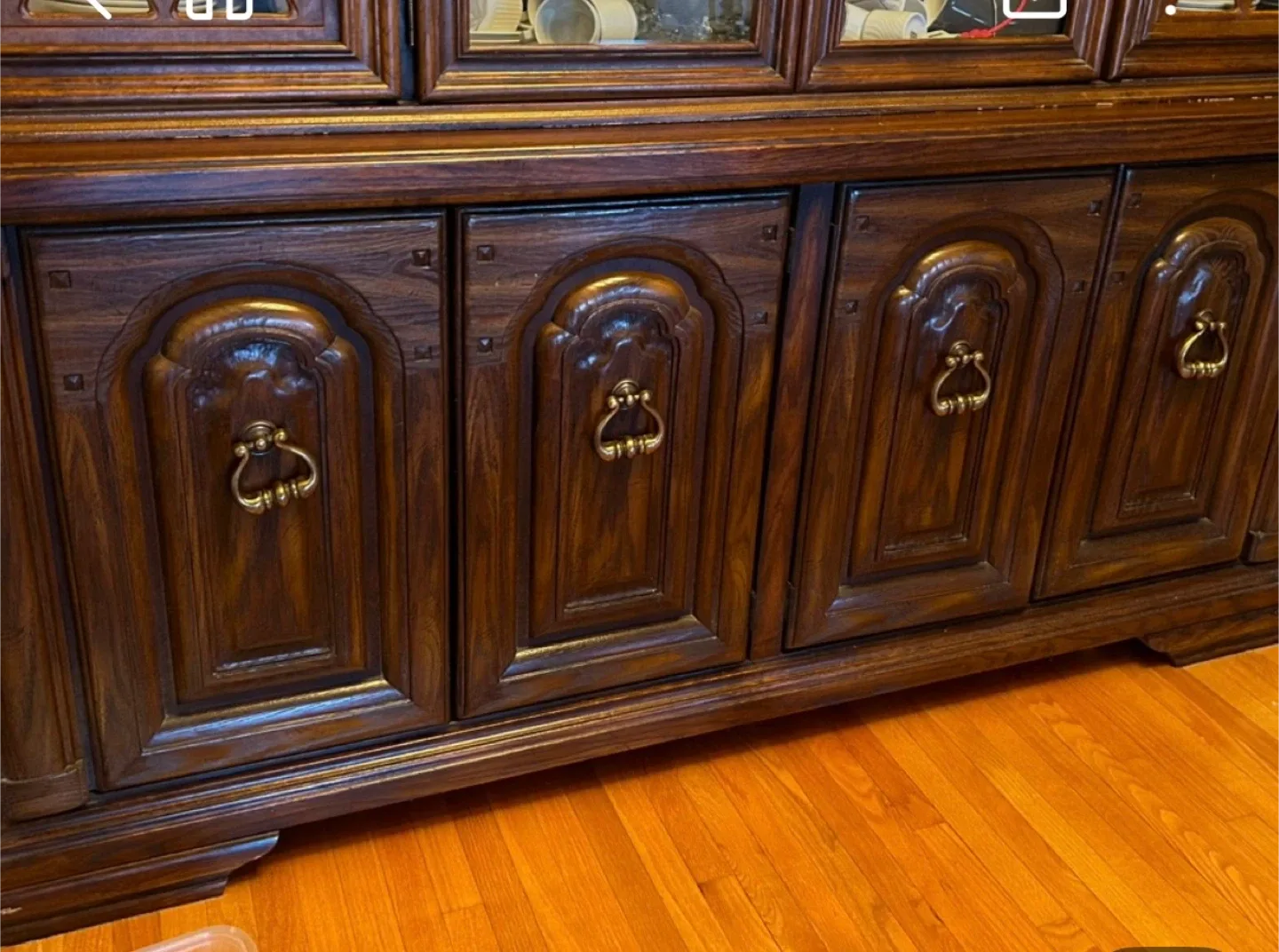 Vintage Wooden Cabinet image indicator(3)