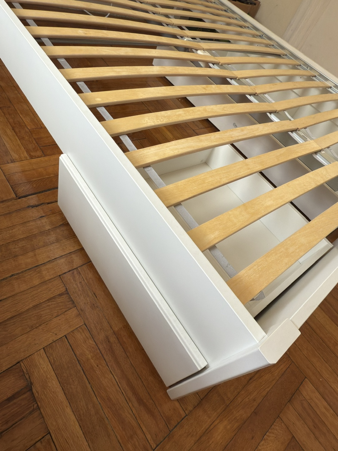 IKEA like new!!! Queen White Bed Frame with Storage Drawers - photo 5