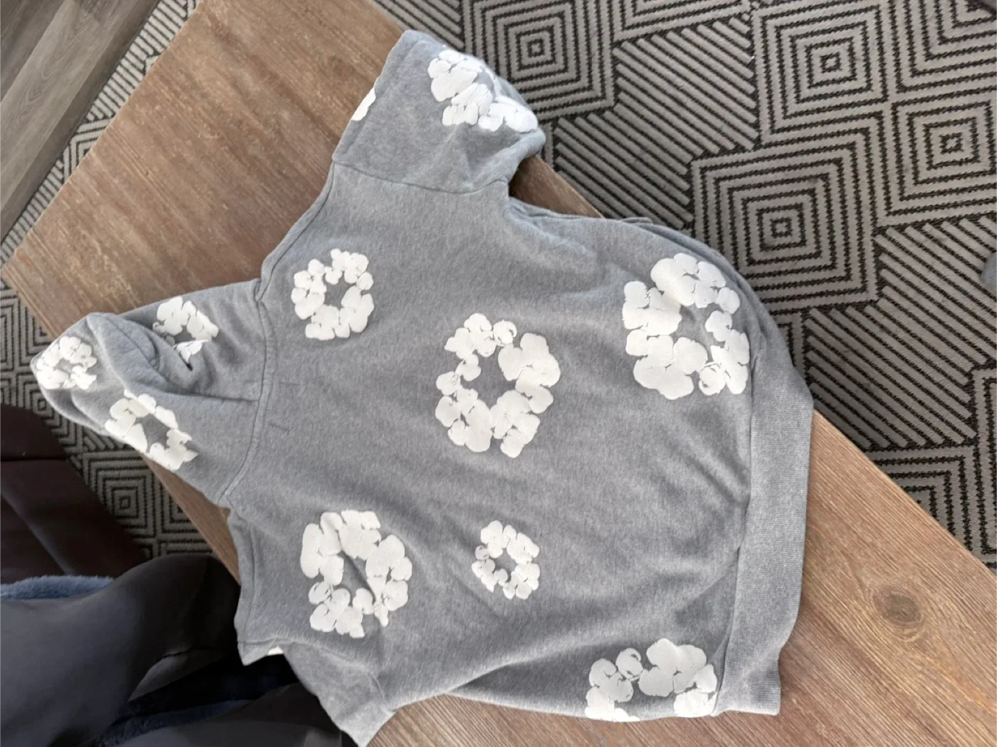 Denim Tears Hoodie - Size L image indicator(4)