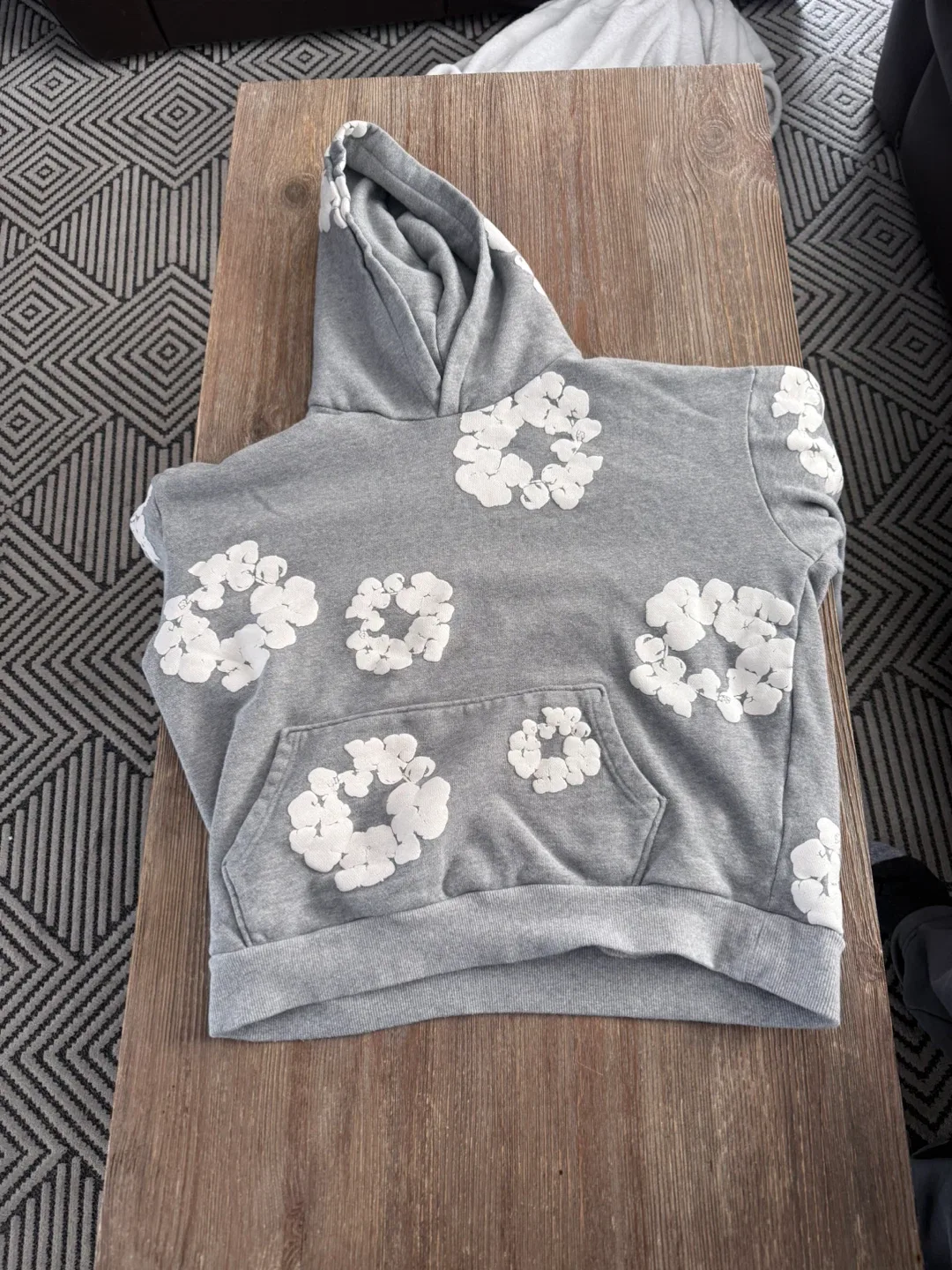 Denim Tears Hoodie - Size L image indicator(2)