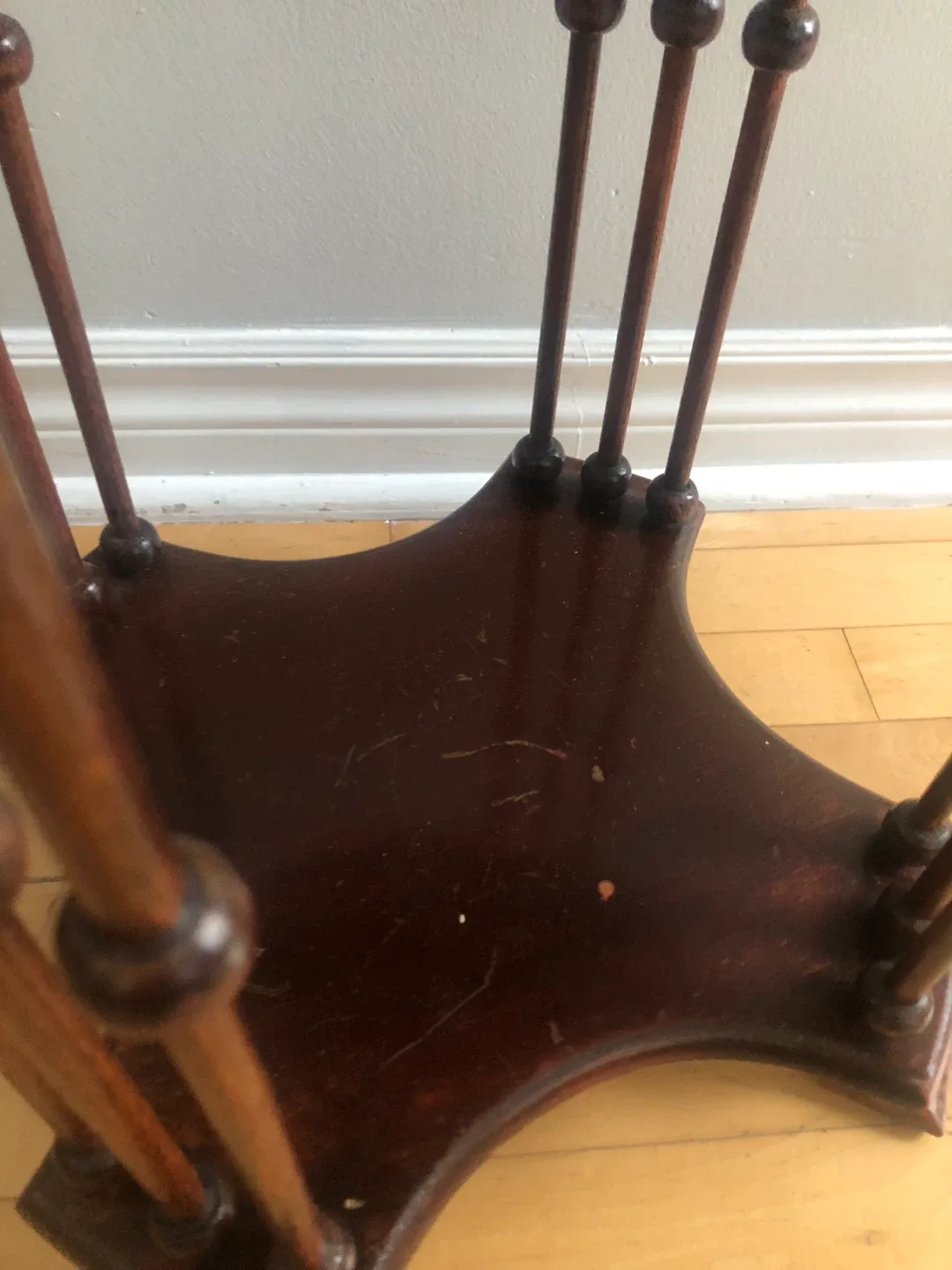 Vintage Wooden Side Table image indicator(4)