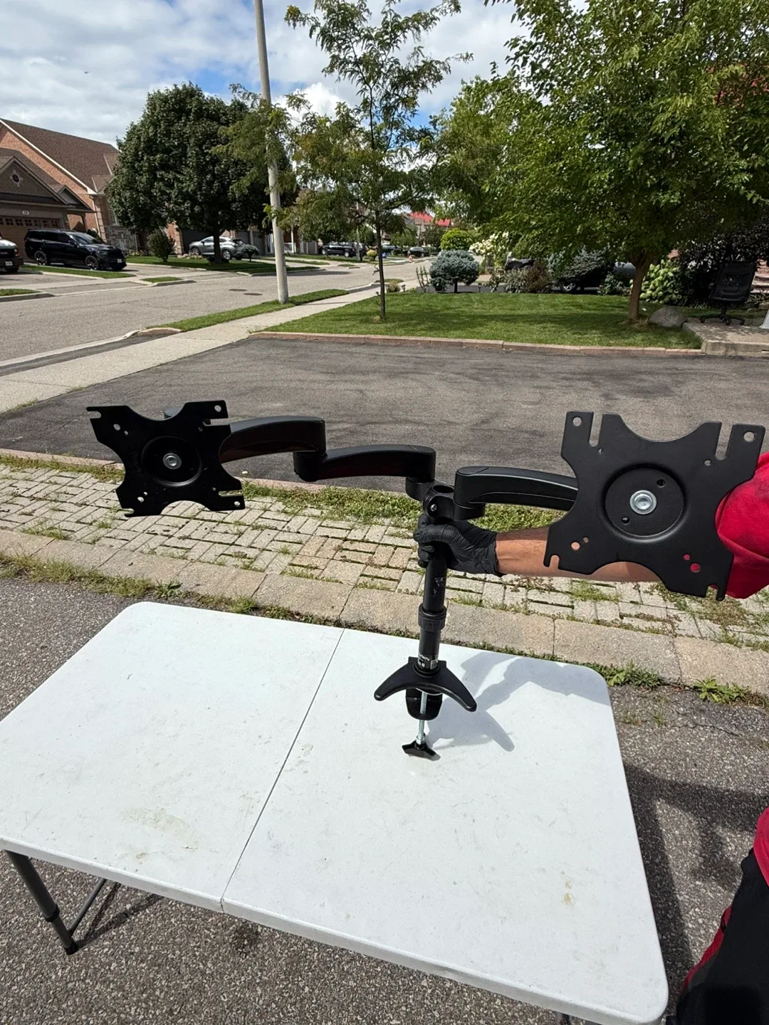 StarTech.com Dual Monitor Desk Mount thumbnail