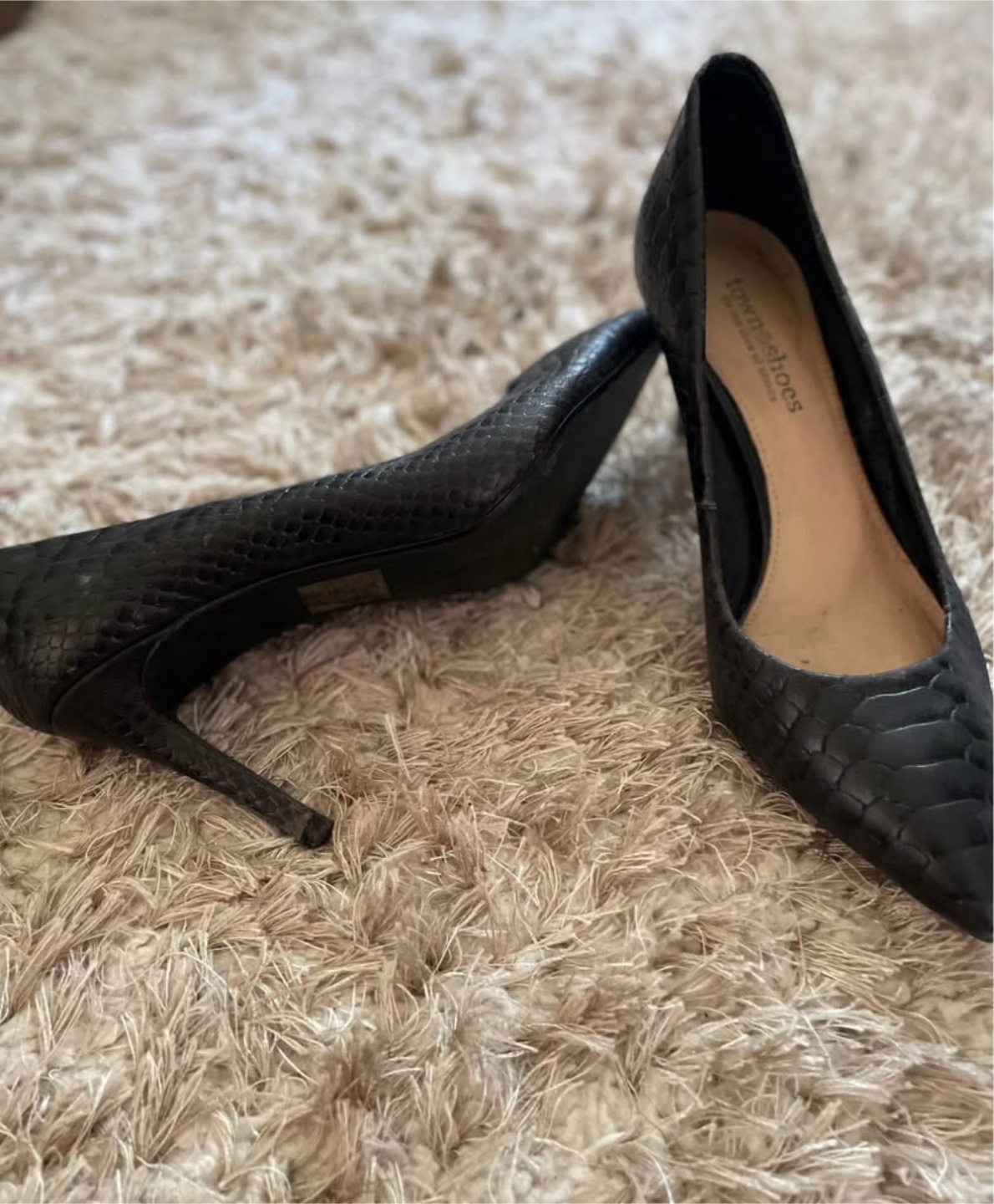 Town Shoes Black Heels - Size 7 - photo 2