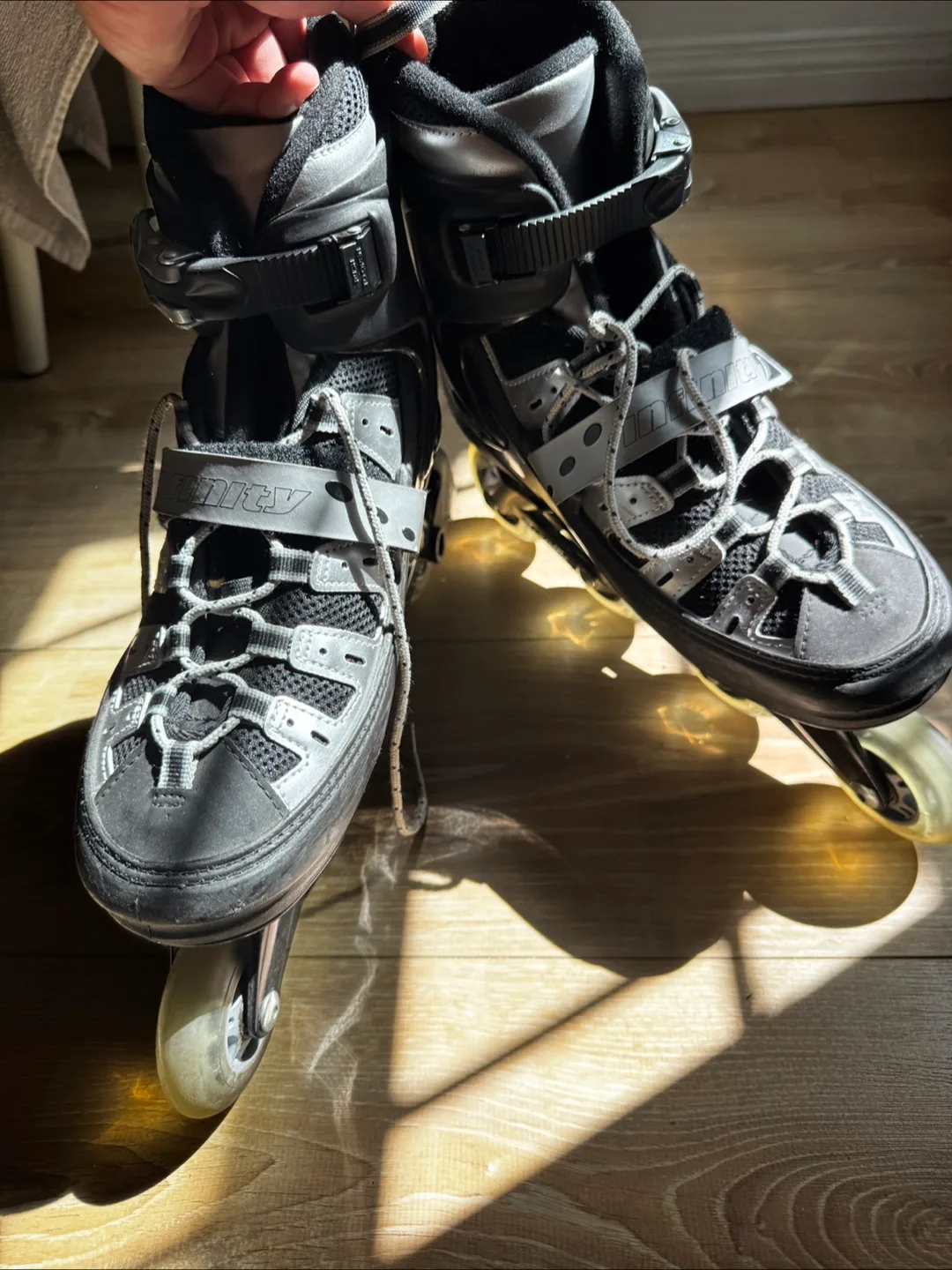 Infinity Alloy-Mag Inline Skates, Black/Silver 10 UK image indicator(4)