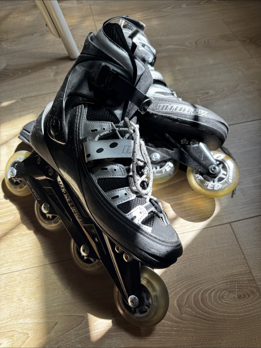 Infinity Alloy-Mag Inline Skates, Black/Silver 10 UK
