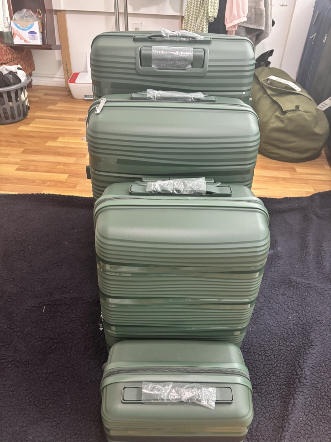 4-Piece Luggage Set - Olive Green - photo 4
