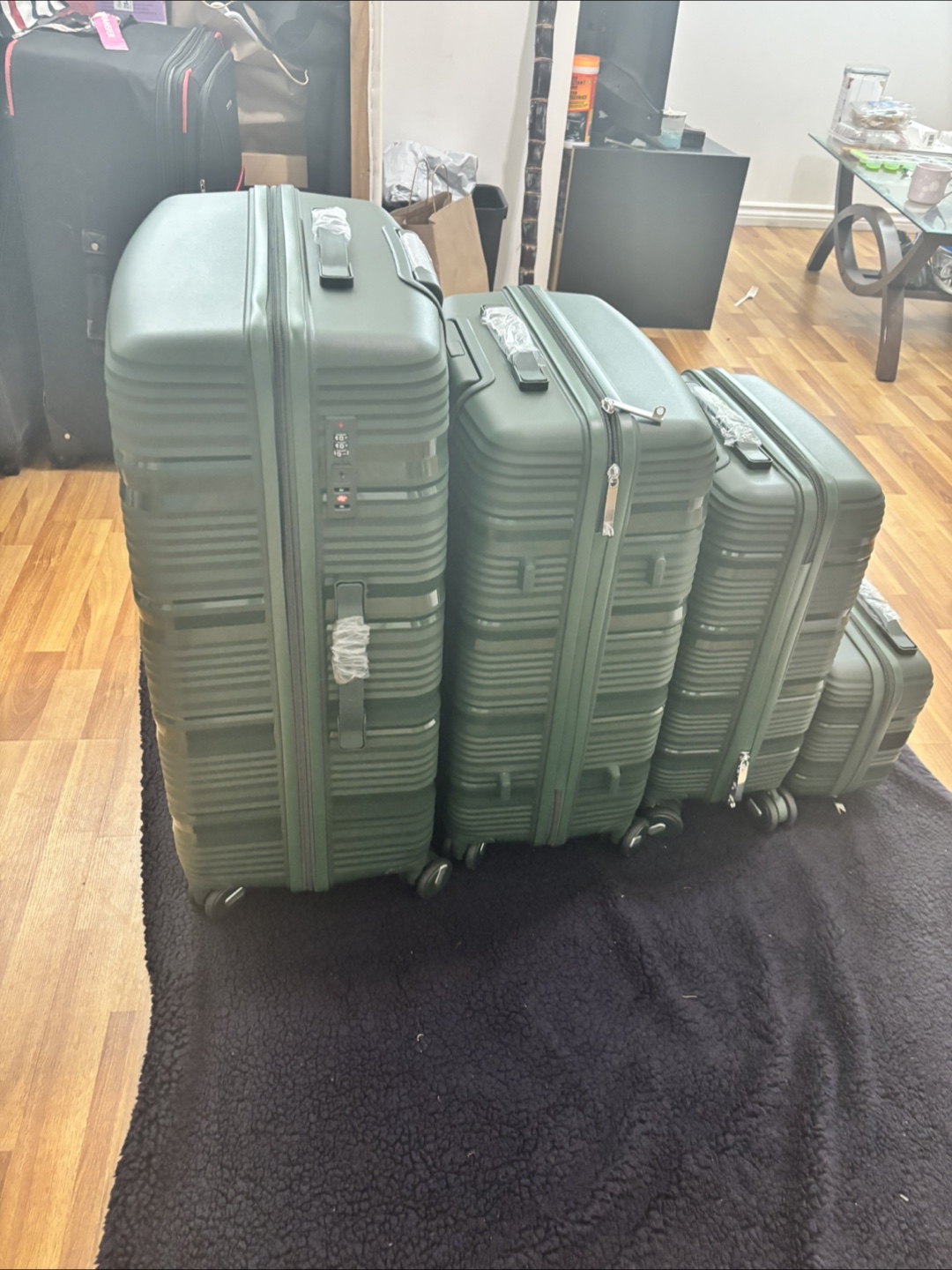 4-Piece Luggage Set - Olive Green - photo 5
