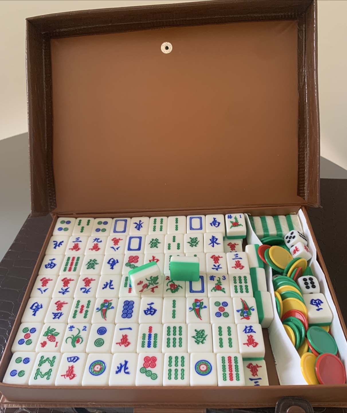 Small Size Mahjong Set with Case - photo 3