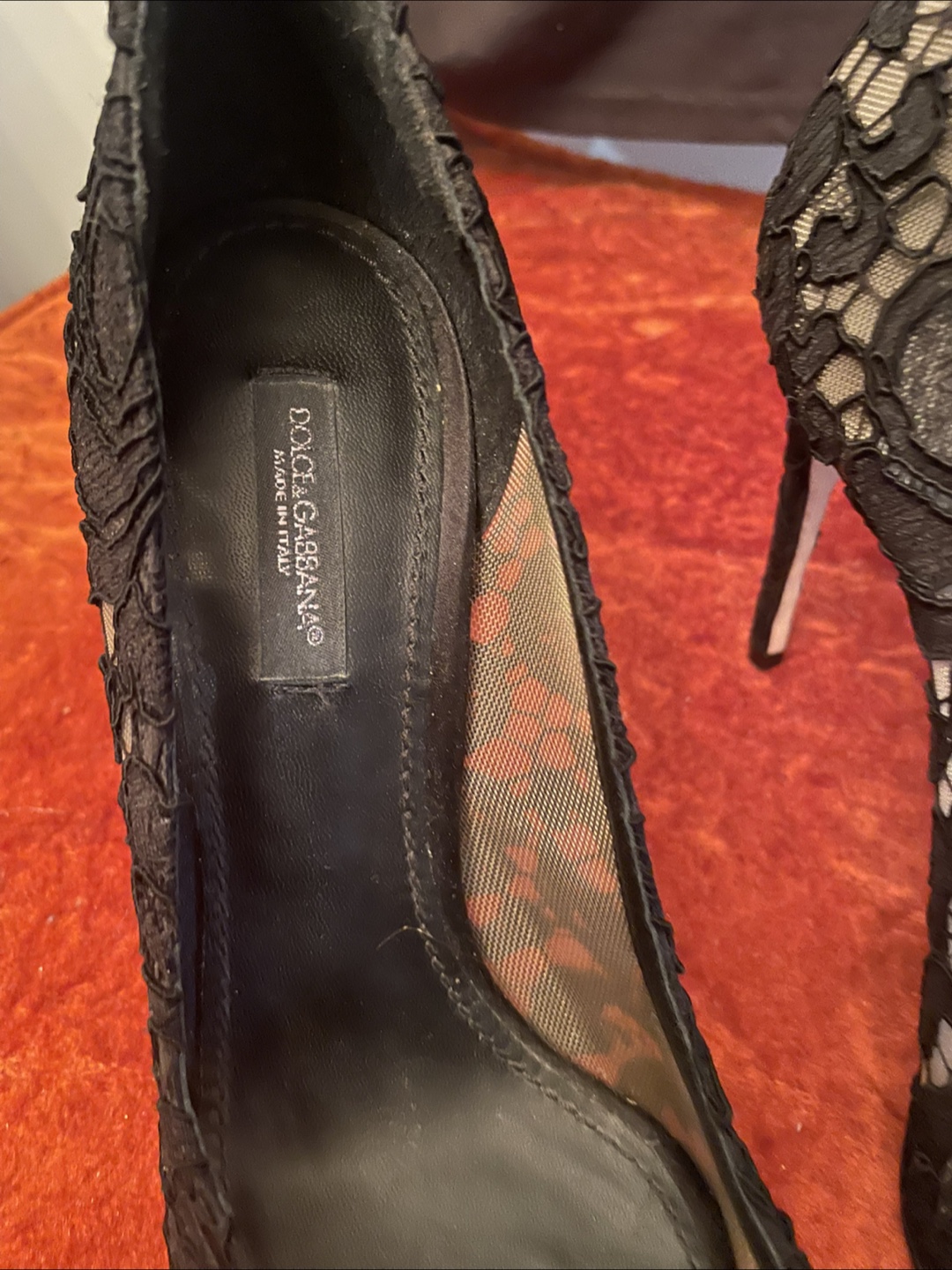 Dolce&Gabbana Black Lace Heels - Size 36 - photo 2