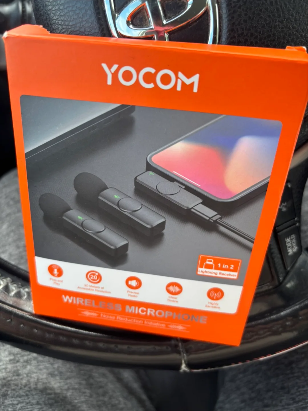 YOCOM Wireless Microphone - New in Box thumbnail