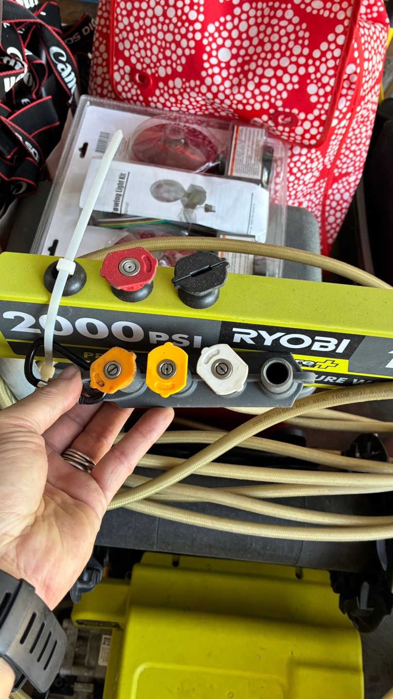Ryobi 2000 PSI Electric Pressure Washer - photo 2