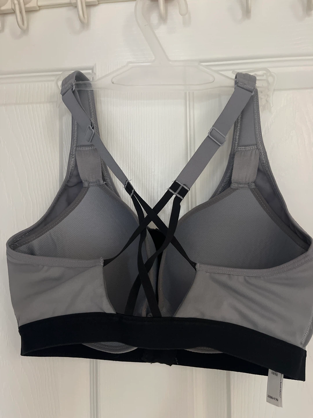 Victoria's Secret Gray Sports Bra - photo 2