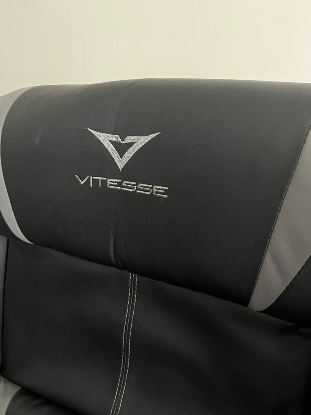 Vitesse Black Recliner Chair - photo 5