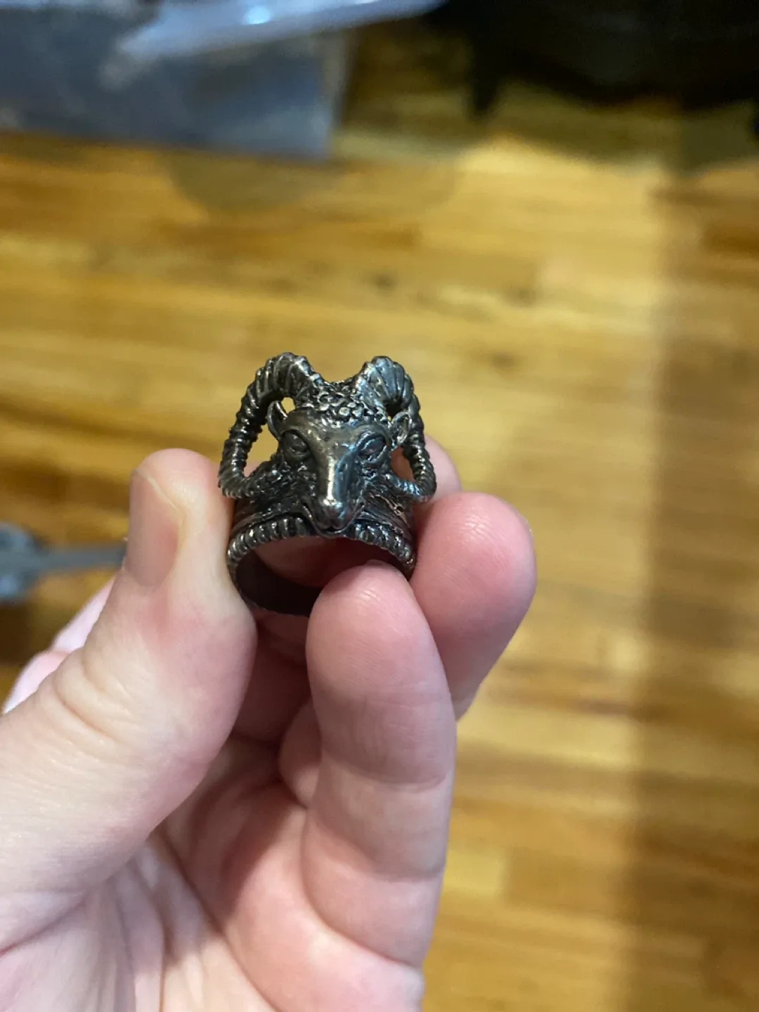 Aries Ram Head silver Ring 6.5-7 image indicator(4)