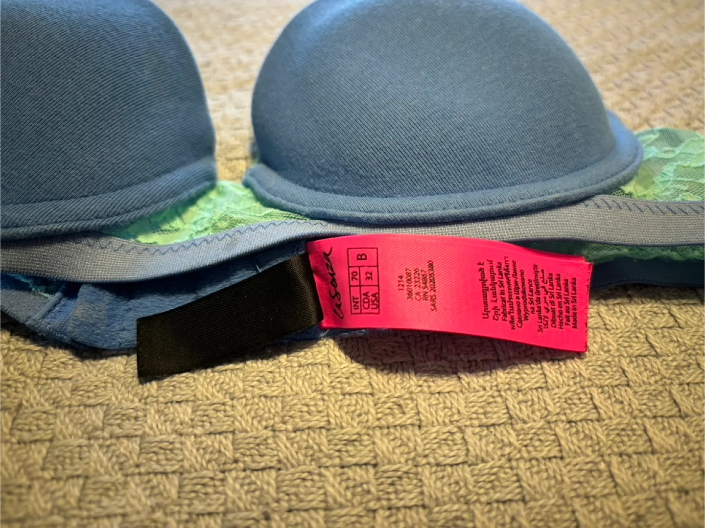 La Senza Bra - Size 32B image indicator(2)